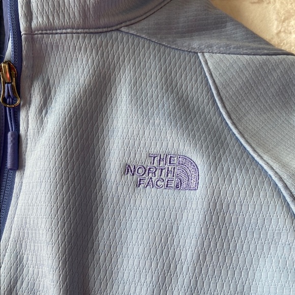 The North Face Women's Light Blue Jacket - Picture 3 of 5